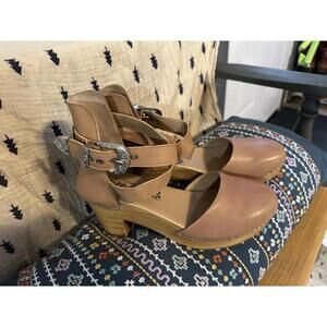 Free People Andorra Clog - Size 39